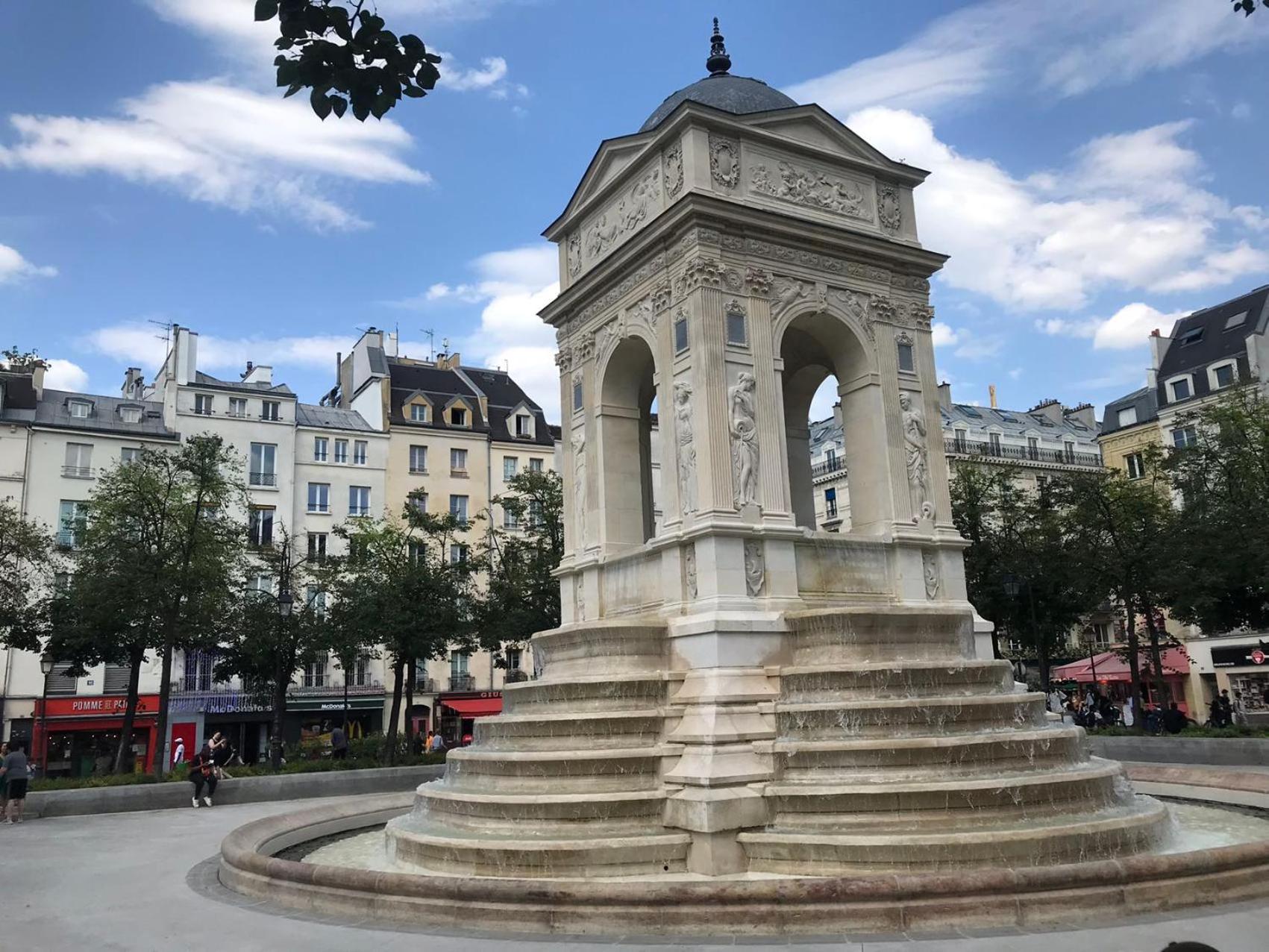 Apart Merryland Paris Chatelet ภายนอก รูปภาพ
